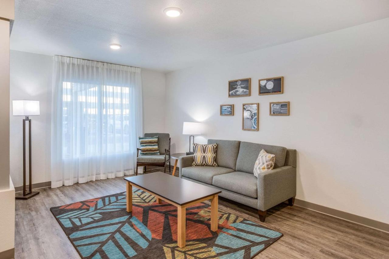 Woodspring Detroit 3* Farmington Hills